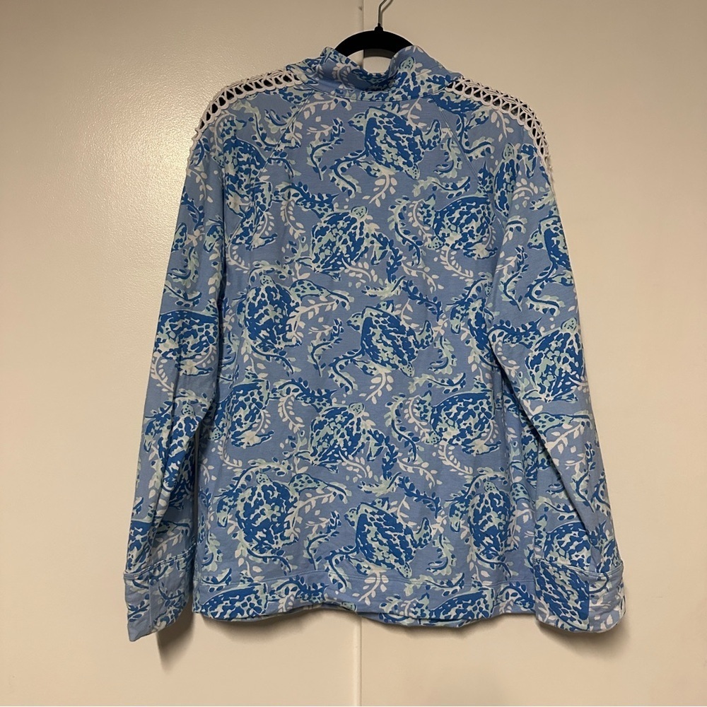 Lilly Pulitzer blue turtle print quarter zip kangaroo pocket Jacket size XL - Picture 10 of 10